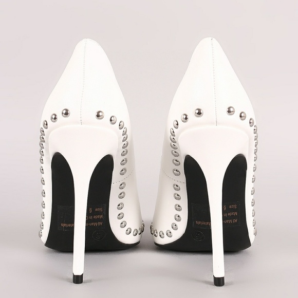 ⭐️ Size 7 Left White Stud Pump - Picture 8 of 8